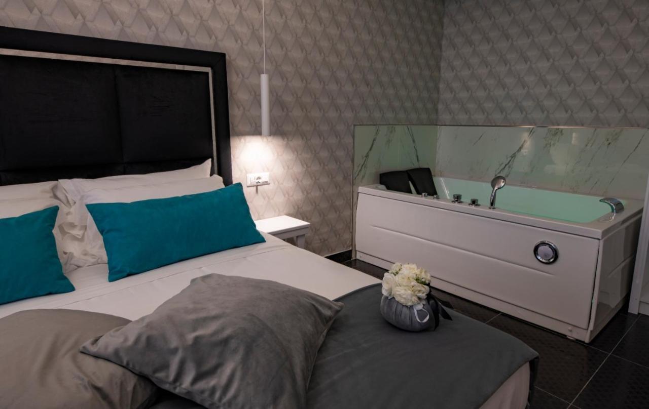 Luna Luxury Bed And Breakfast ナポリ エクステリア 写真